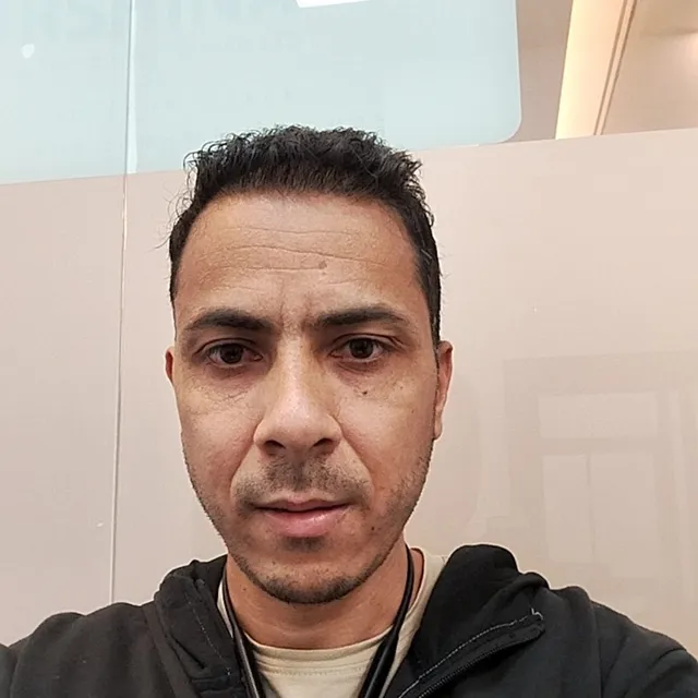 Kishore · disponible para cuidados en Israel — Orshina